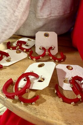 Paw Station Red Hoops