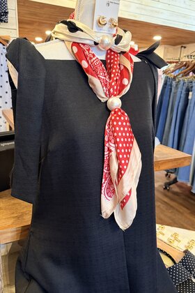 Pearl Scarf Enhancer
