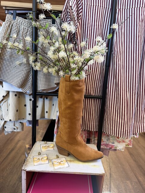 Golden Hour Western Boots