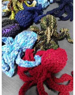  Knitted Cat Toy Octopus -Assorted Clours