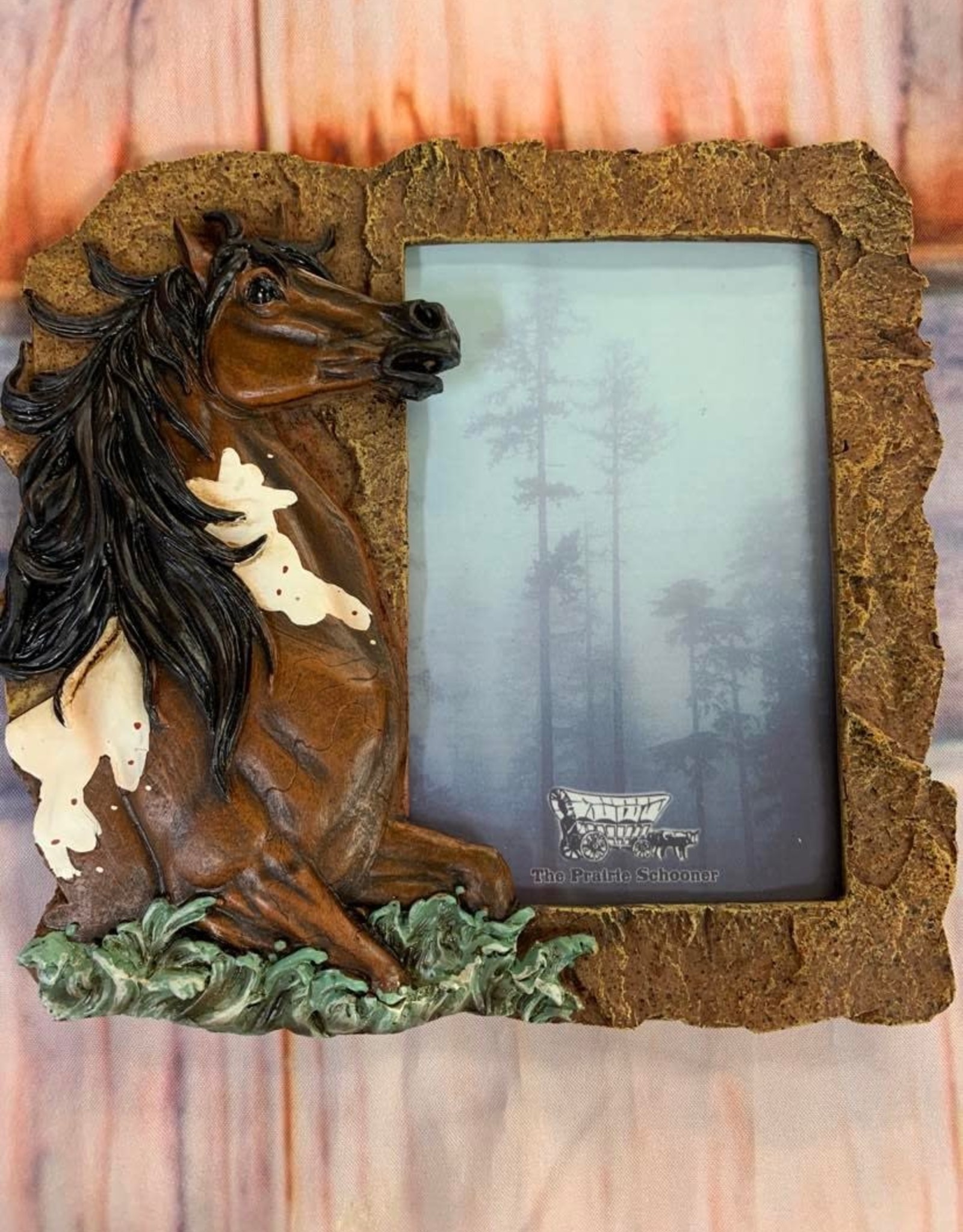 Picture Frame 4" x 6" Horse w/ rock design