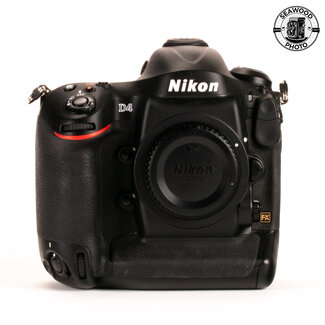 Nikon D4 16.2 MP Digital SLR  BODYのみ
