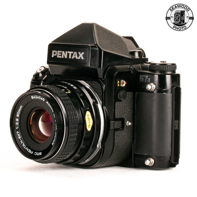 Pentax Pentax 67II w/SMC 90mm f/2.8 GOOD+