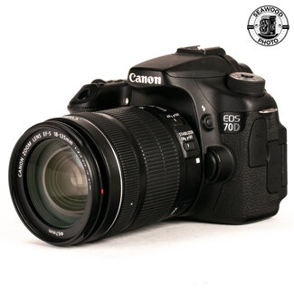 Canon Canon EOS 70D 20.2MP w/ 18-135mm f/3.5-5.6 GOOD+