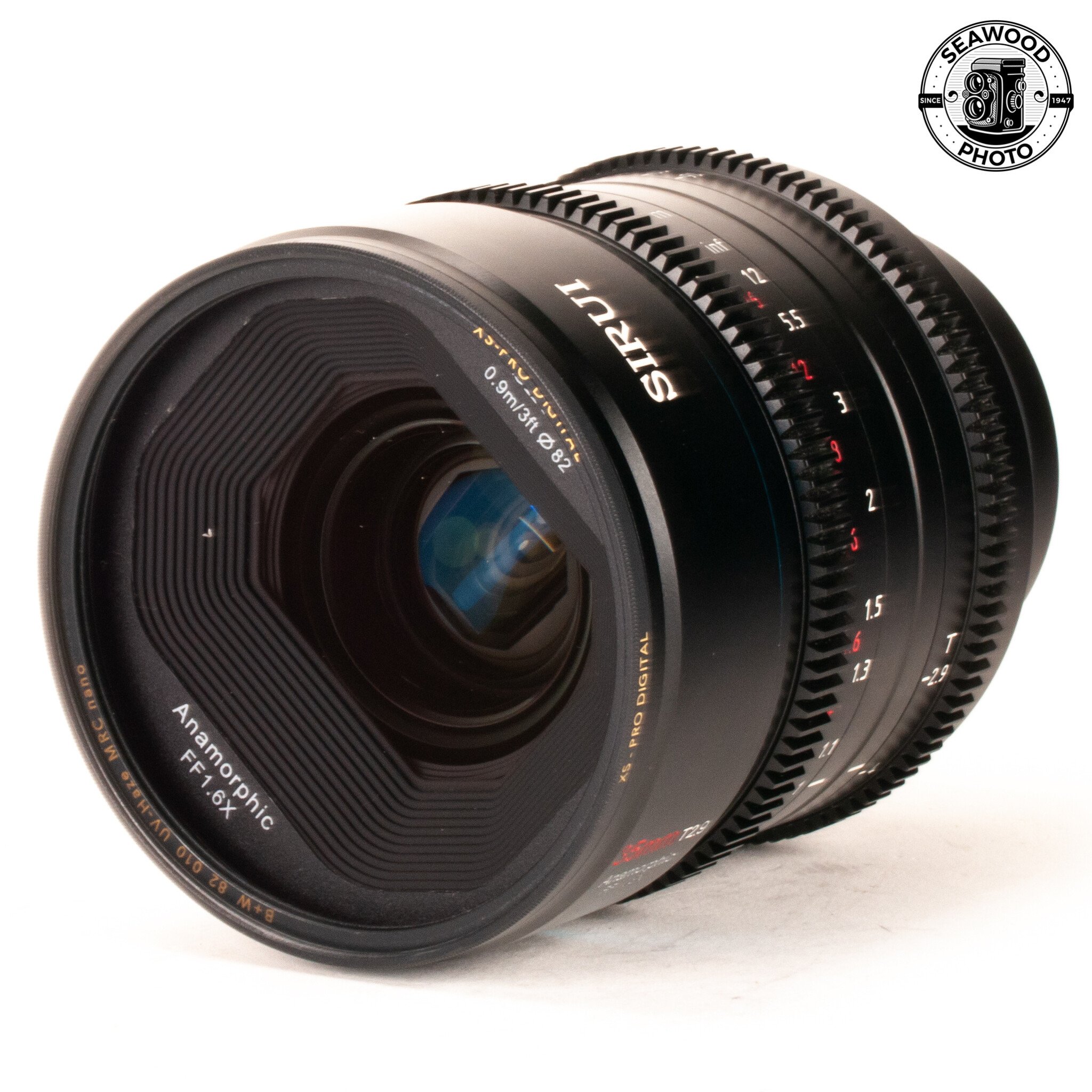 SIRUI 35mm T2.9 1.6x Anamorphic Lens開放F値21〜28