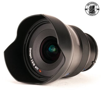 Zeiss Zeiss 18mm f/2.8 Distagon Batis T* for Sony E-Mount EXCELLENT