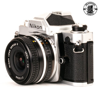 Nikon Nikon Fm Silver w. 28mm f/2.8 GOOD+