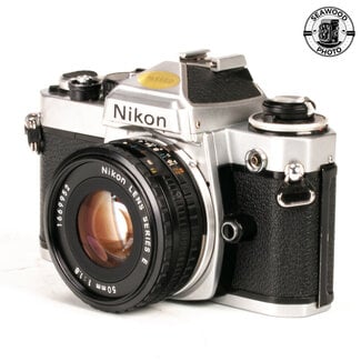 Nikon Nikon FE Silver w/ Series E 50mm f1.8 GOOD+