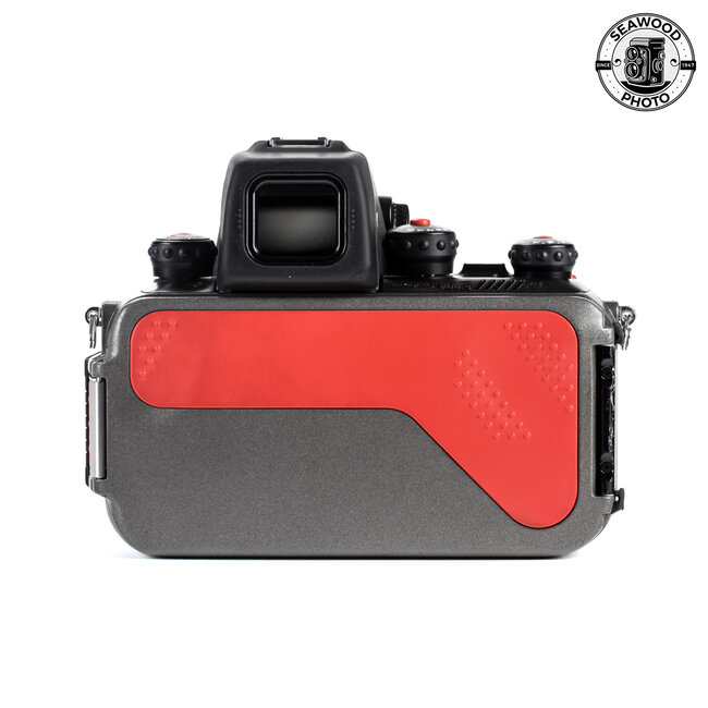 Nikonos RS Underwater Camera w/R-UW 50mm f/2.8 GOOD+