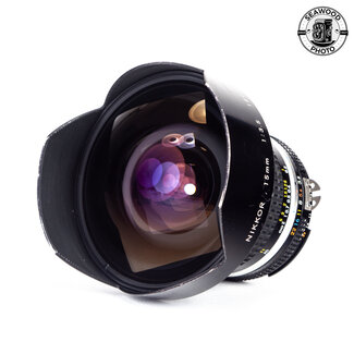 Nikon Nikon 15mm f/3.5 AIS GOOD-