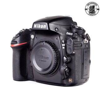 Nikon Nikon D800 36.3MP Digital SLR Body Only GOOD+