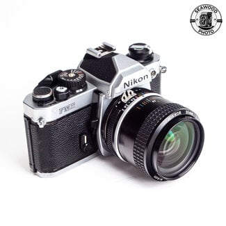 Nikon Nikon FM2 with Nikkor 35mm f/2 GOOD+