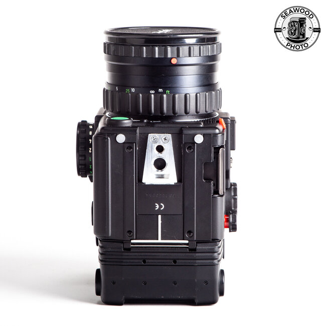 Rollei 6001 w/80mm F2.8, 50mm and Extras GOOD +