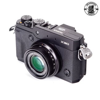 Fujifilm Fujifilm X30 12MP Digital Point & Shoot EXCELLENT