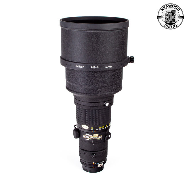 Nikon 300mm f/2.8 AIS w/Case EXCELLENT