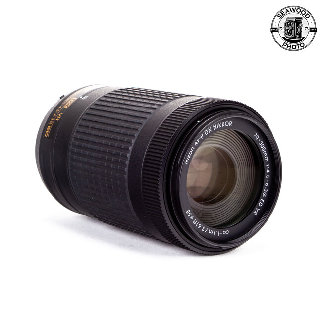 Nikon AF-P 70-300mm f/4.5-6.3G ED VR EXCELLENT