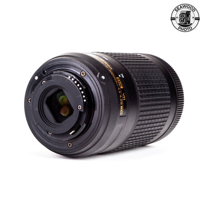 Nikon AF-P 70-300mm f/4.5-6.3G ED VR EXCELLENT