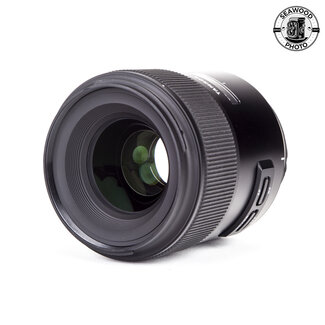 タムロン SP 45mm f1.8 Di VC VSD F013：2549927 Amazon.com : Tamron AFF013C-700SP 45mm F/1.8 Di VC USD