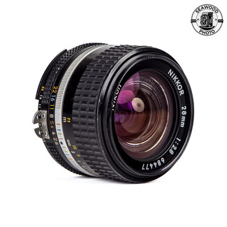 Nikon Nikon 28mm f/2.8 Ai-S GOOD