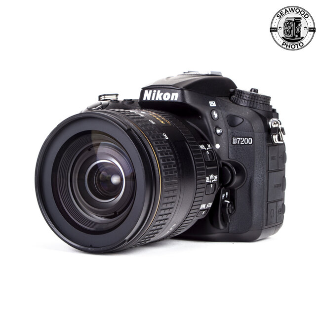 Nikon D7200 24.2MP w/ AF-S 16-80mm f/2.8-4E DX VR GOOD+