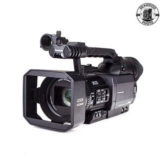 Panasonic Panasonic AG-DVX100B MiniDV 3CCD Video Camcorder GOOD+