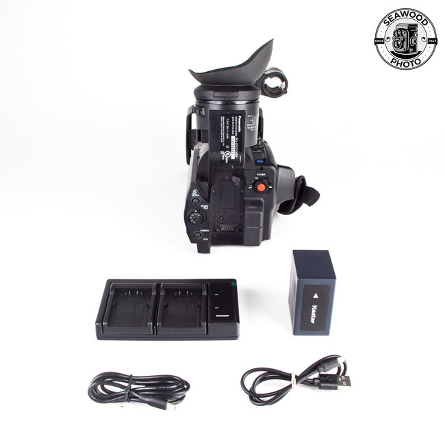 Panasonic AG-DVX100B MiniDV 3CCD Video Camcorder GOOD+