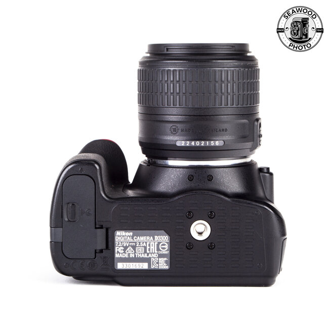 Nikon D3300 24.2mp w/Nikkor AF-S 18-55mm VR EXCELLENT