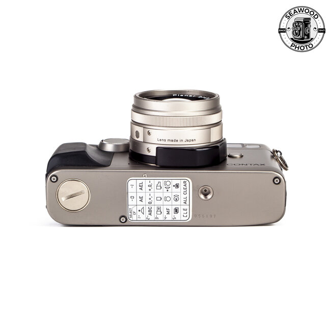 Contax G2 w/45mm f2 Boxed GOOD+