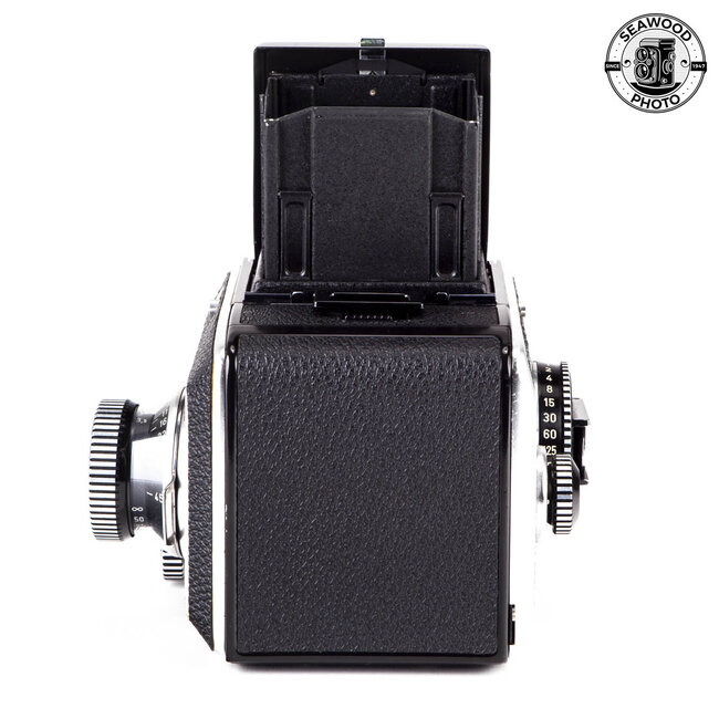Rolleiflex SL66 w/Zeiss 80mm Planar, Prism Finder, More GOOD+