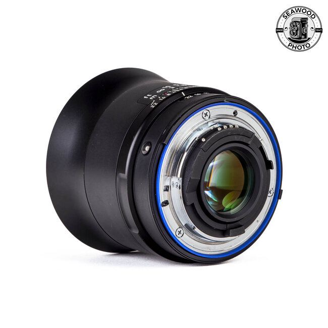 Zeiss Milvus 35mm f/2 Distagon T* ZF.2  GOOD+