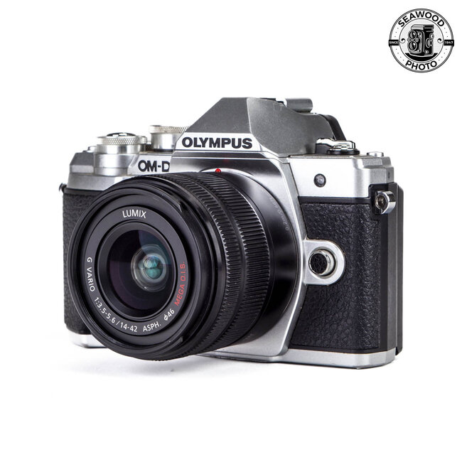 Olympus E-M10 III 16.1mp w/Lumix 14-42mm G Vario EXCELLENT