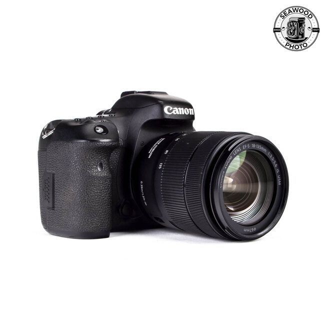 Canon 7D Mark II 20.2MP w/ 18-135mm IS GOOD