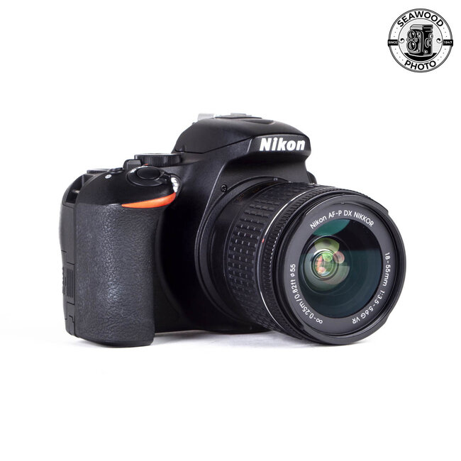 Nikon D3500 24.2mp DSLR w/AF-P Nikkor 18-55mm Low Mileage EXCELLENT