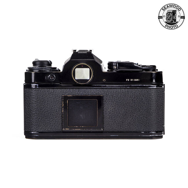 Nikon FE w/ 50mm f/2 AiS GOOD-