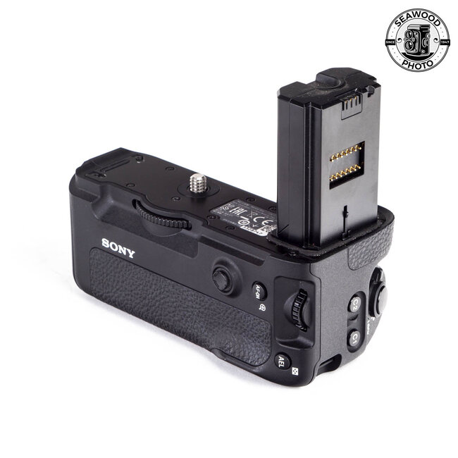 Sony VG-C3EM Vertical Grip for Alpha A7/A7R III/A9/A7III