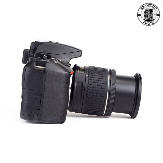 Nikon D3500 24.2MP w/ DX 18-55mm + 55-200mm VR EXCELLENT