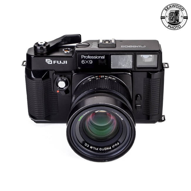 Fuji GW690II w/ Fujinon 90mm f/3.5 GOOD+
