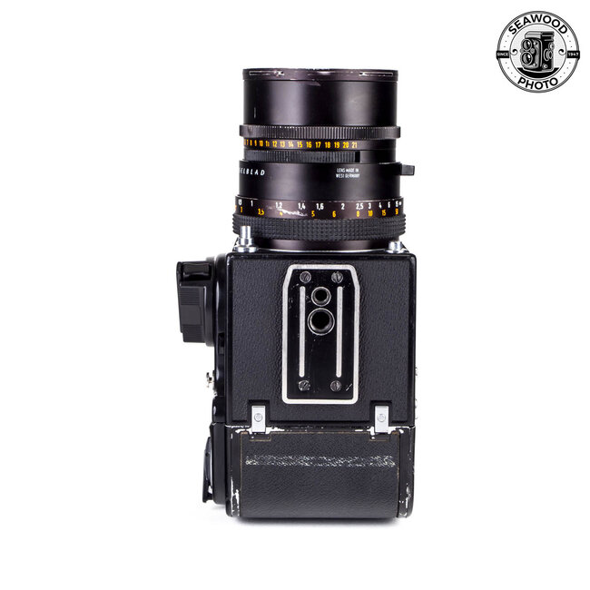 Hasselblad 500C/M  w/Zeiss 60mm f/3.5 Distagon CF GOOD