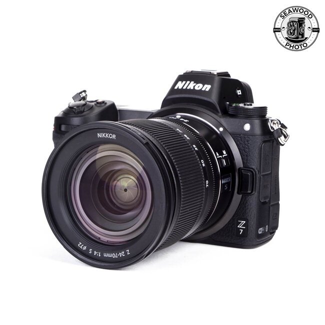 Nikon Z7 w/Nikkor Z 24-70mm f/4 EXCELLENT