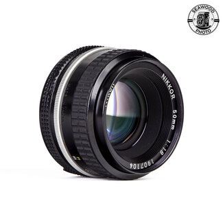 Nikon Nikon Nikkor 50mm f/1.8 Ai Nikon F GOOD+