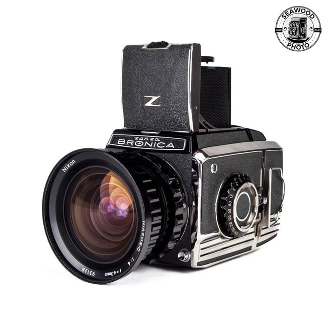 Bronica S2 Outfit w/w/40mm f/4, 200mm f/4, Prism, 7-Backs EXCELLENT