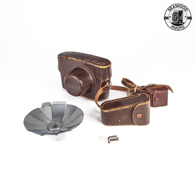 Nikon Rangefinder Camera Case w/Flash GOOD-