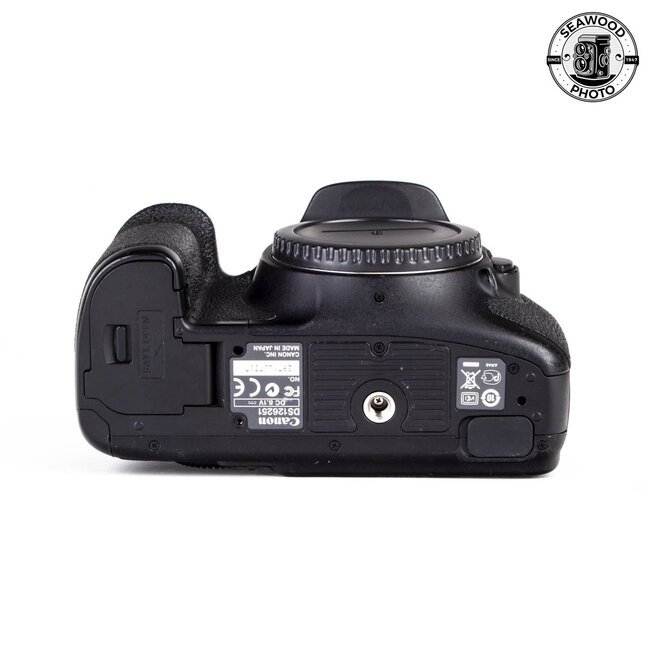 Canon 7D Body 18mp  GOOD