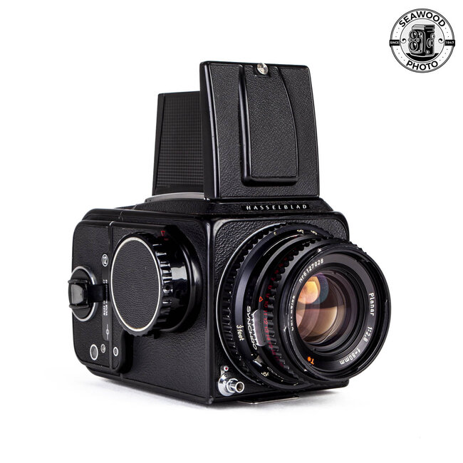Hasselblad 500C/M w/ 80mm f/2.8 Planar C T* GOOD