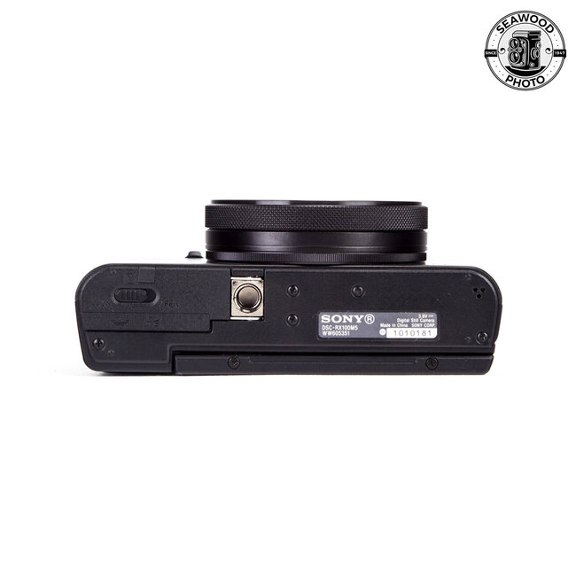 Sony Cyber-Shot RX100 V 20.1MP LIKE NEW