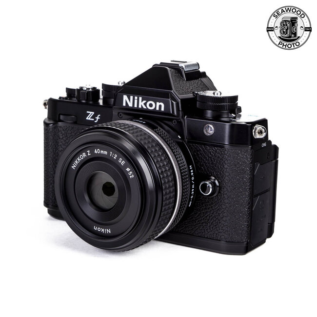 Nikon Zf Mirrorless 24.5MP w/ 40mm f/2 SE Kit LIKE NEW