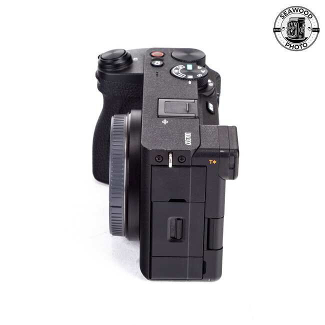 Sony a6700 APS-C 26MP Body Only EXCELLENT