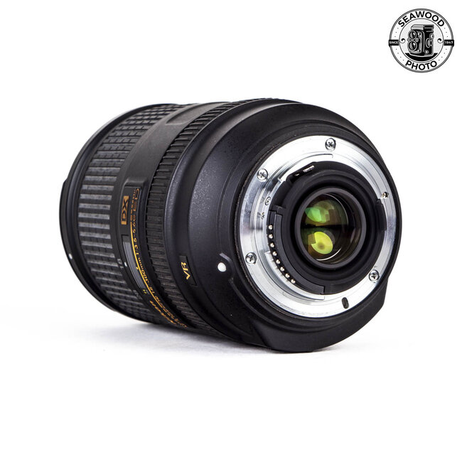 Nikon AF-S 18-300mm f/3.5-5.6G ED DX GOOD+