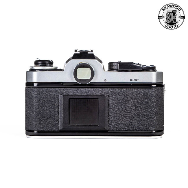 Nikon FE2 w/ 50mm f/1.8 Series E GOOD+