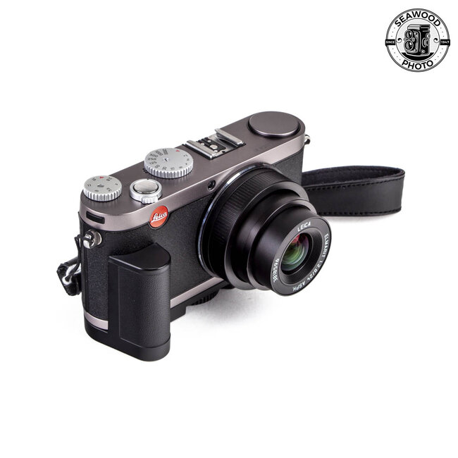 Leica X1 Digital 12.2mp w/Elmarit 24mm F/2.8, Bright Line Finder EXCELLENT